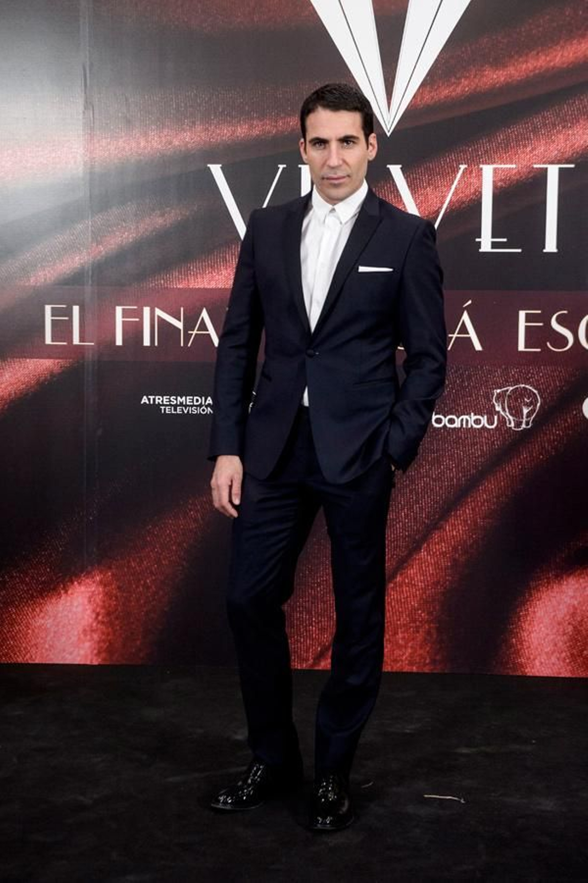 Fiesta final de 'Velvet': Miguel Ángel Silvestre