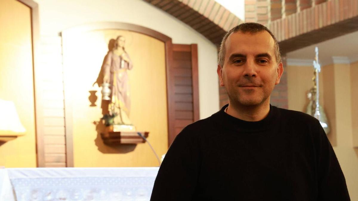 Alberto Montes, nuevo párroco de Freixeiro: «Lo importante es que el sacerdote atienda con calma y con atención»
