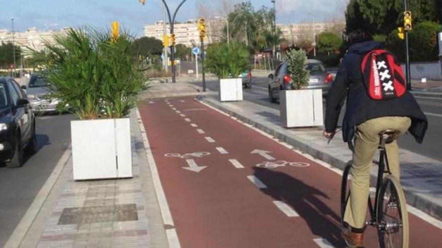 Una ordenanza para regular el uso de patinetes eléctricos en los paseos de Águilas