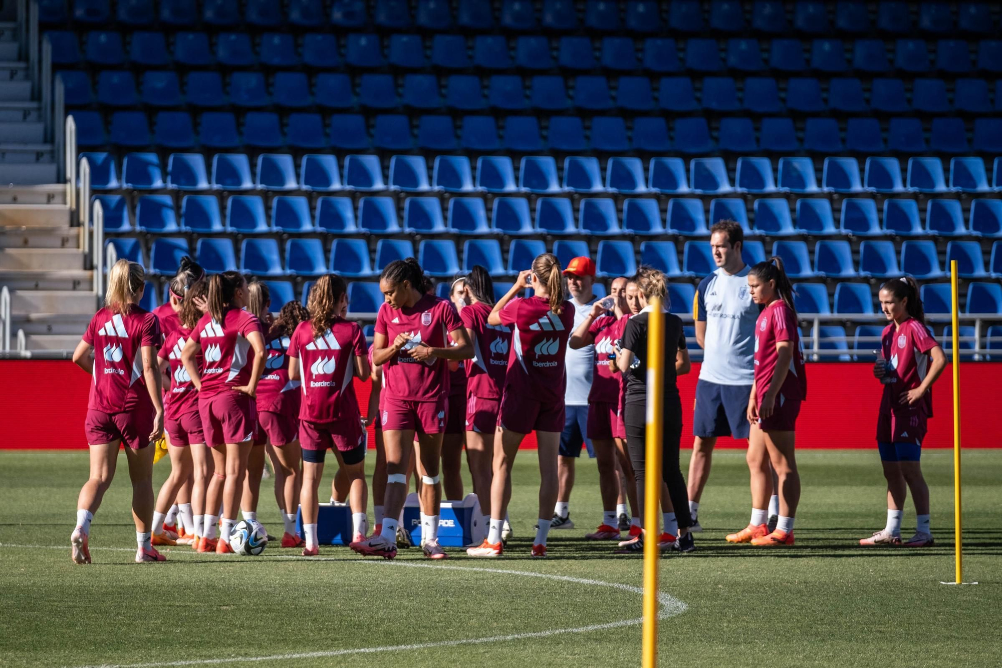 Training and press conference of the women's soccer team in Tenerife