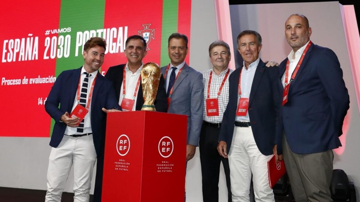 Fran Sánchez, José Antonio Serrano, Marcos Ortuño, Agustín Ramos, Monje Carrillo y García Rex en una de las reuniones con la Federación.