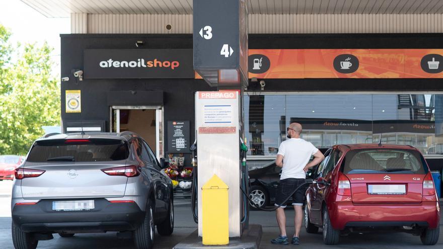La gasolina registra su precio más bajo desde enero