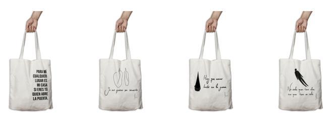 'Tote bags' con versos de Elvira Sastre