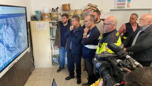 El presidente García-Page visita Letur