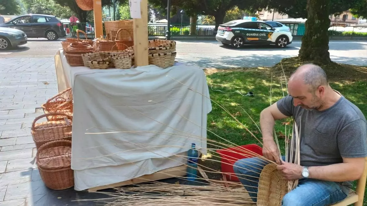 Grado celebra la Feria de Artesanía de Santiago el 6 de julio: estos son los participantes