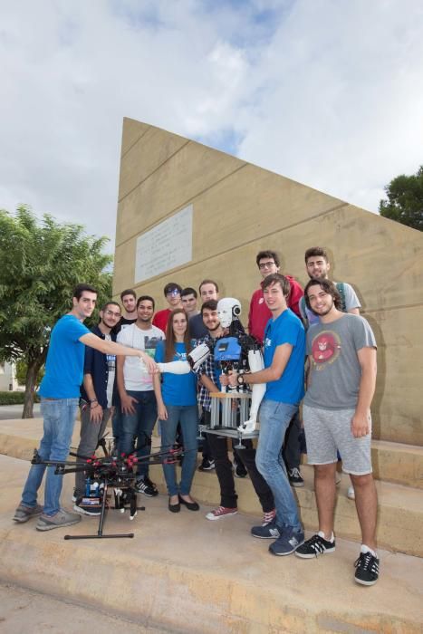 Alumnos de Robótica se integran en una asociación internacional