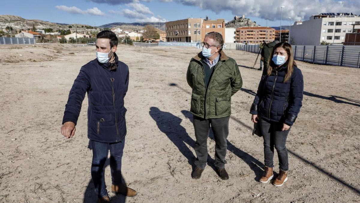 Castalla inicia la obra de su segundo colegio público que acabará con  13 años de barracones