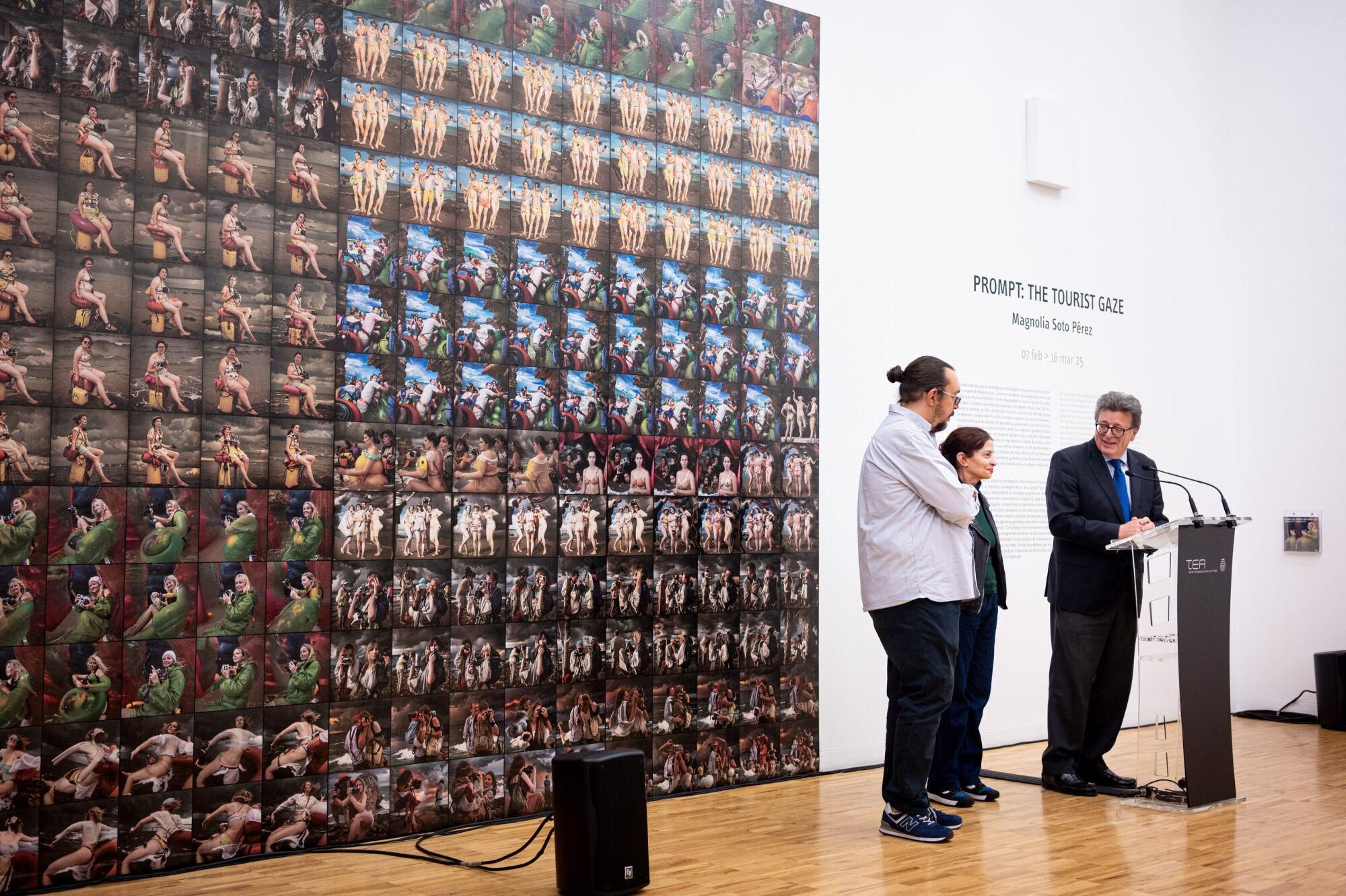 Exposición ‘Prompt: The tourist gaze’ en TEA