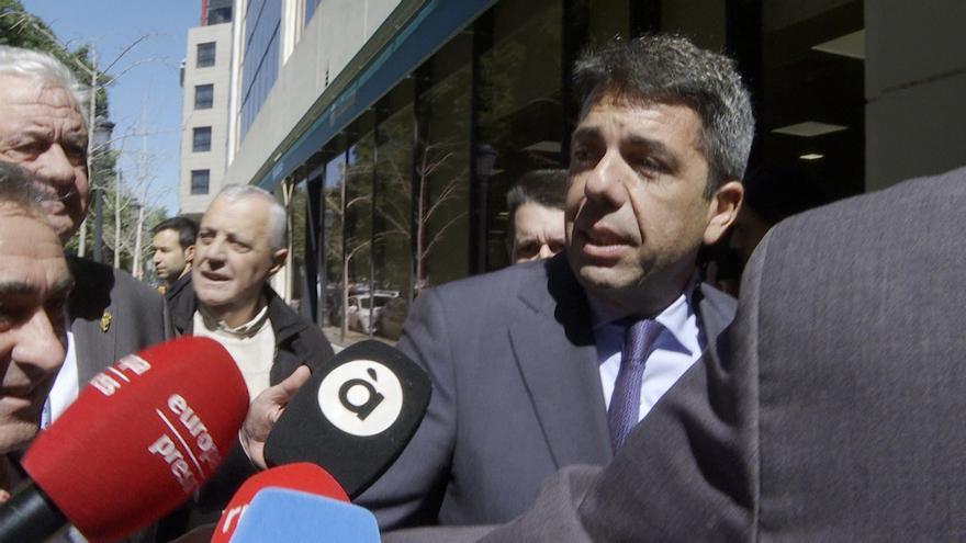 Gritos contra Mazón en Valencia por su gestión de la DANA: &quot;Te estás riendo de los valencianos&quot;