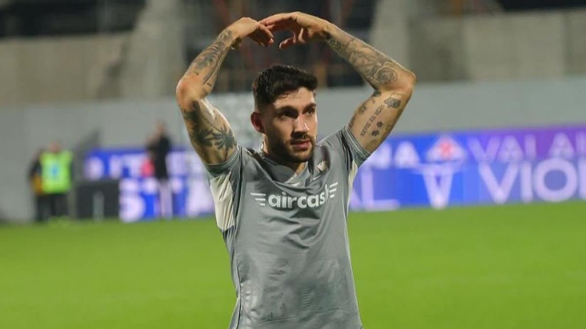 Unai Núñez, celebrando una victoria con Hellas Verona