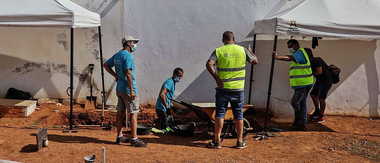 Segunda fase de las excavaciones en el cementerio de ses Figueretes, en 2020.