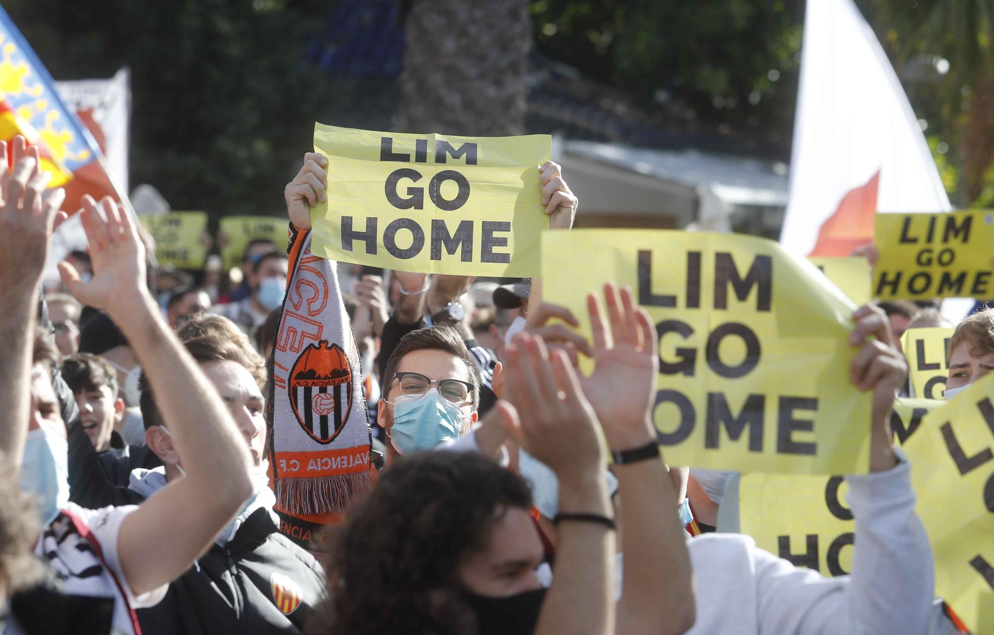 La manifestación valencianista contra Peter Lim (primera parte)