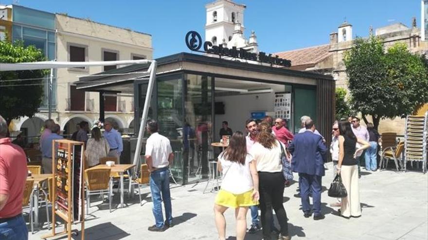 Aires modernos para la plaza