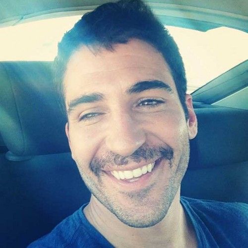 Miguel Ángel Silvestre también se ha unido a la causa solidaria.