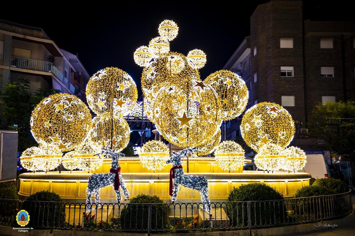 Iluminación en la plaza del Alpargatero