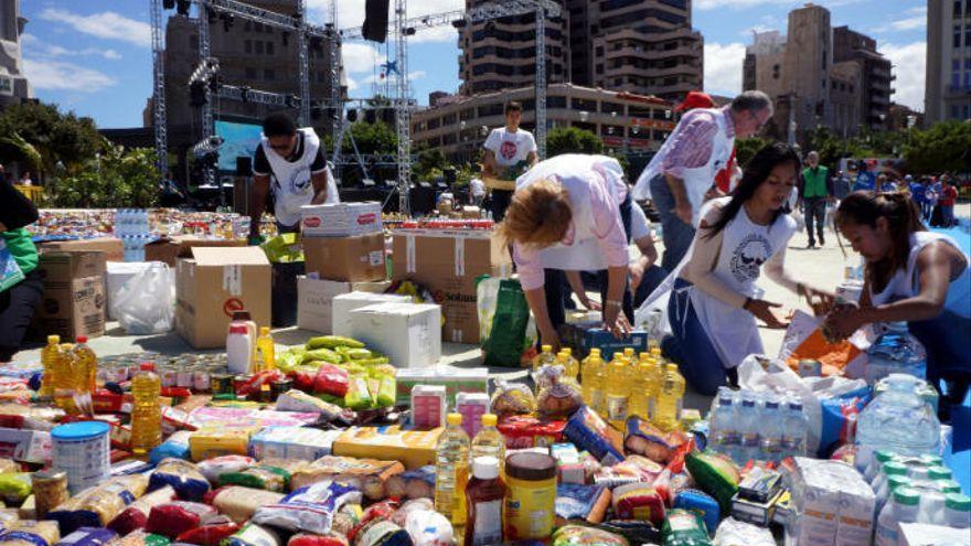 Recogida de alimentos para las familias más necesitadas de Tenerife.
