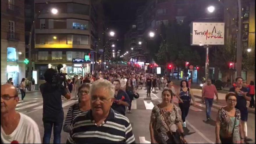 SOTERRAMIENTO | Los manifestantes Pro Soterramiento cortan la Gran Vía