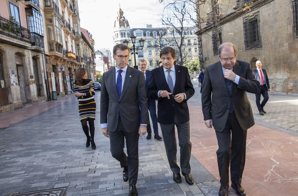 Reunión de presidentes en Oviedo