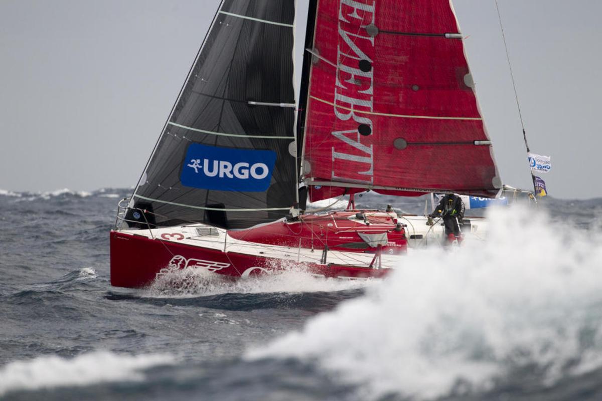 Noche infernal en la regata "Le Figaro" rumbo a Gijón