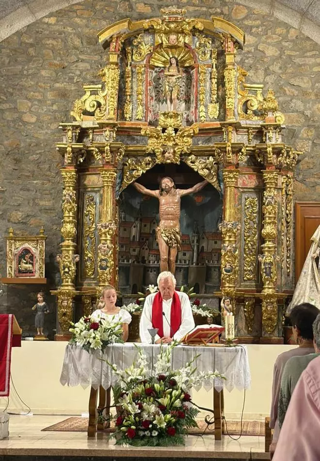 GALERÍA | El cura de Mahide deja tras 59 años su pastoral por los pueblos de Aliste por motivos de salud y edad