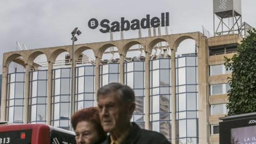 La sede del Sabadell en la ciudad de Alicante.