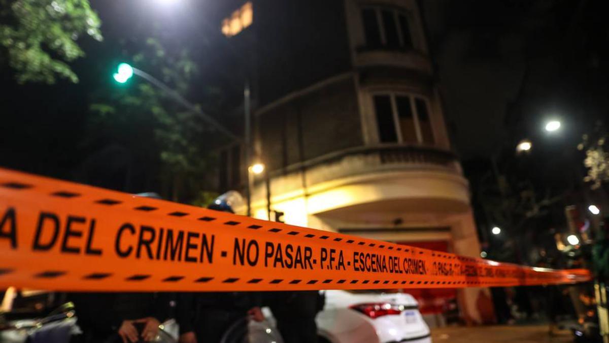 Una madre guardaba el cadáver de su hija en una caja y la utilizaba como mesa de noche