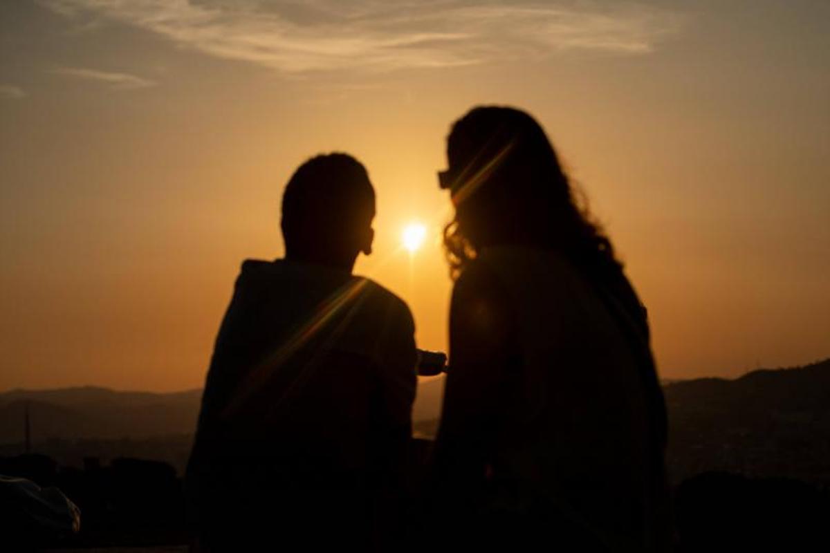 Imagenes del Eclipse solar visto desde el Castillo de Montjuic.