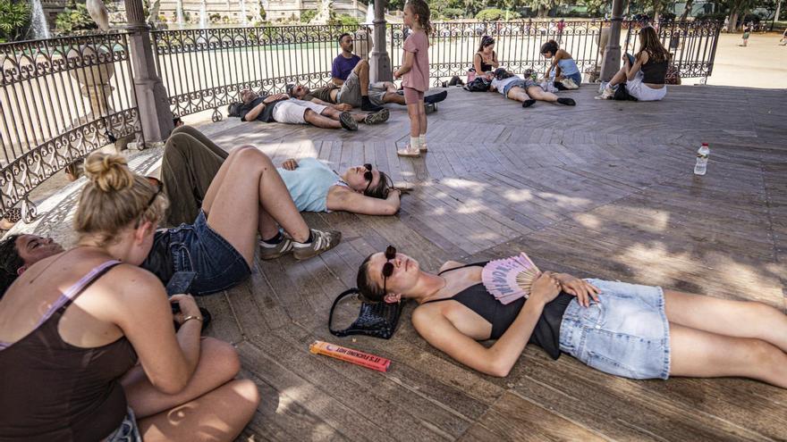 Espanya registra una segona nit consecutiva a més de 30 graus després de no haver-ne registrat mai cap per sobre d’aquest llindar en un mes de juny