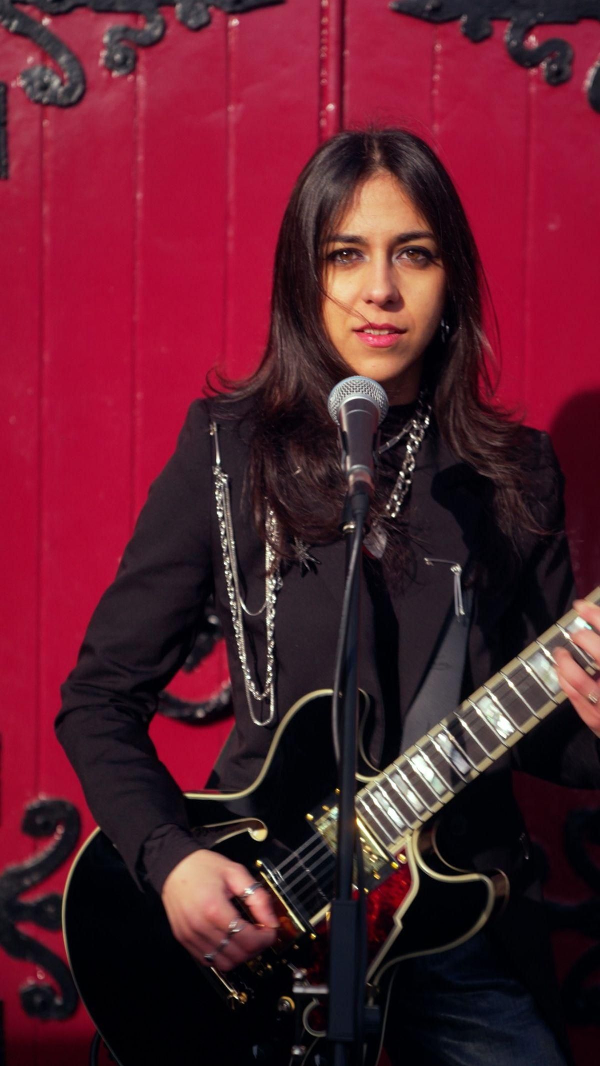 La artista alcorina continúa labrándose una sólida carrera musical.