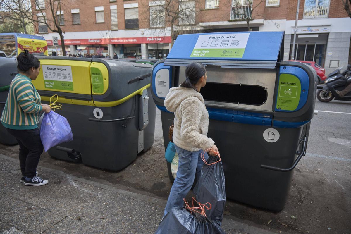 20260112 Presentació del nou model de contenidors intel·ligents i de l’inici de la instal·lació d’un contenidor per a cada fracció