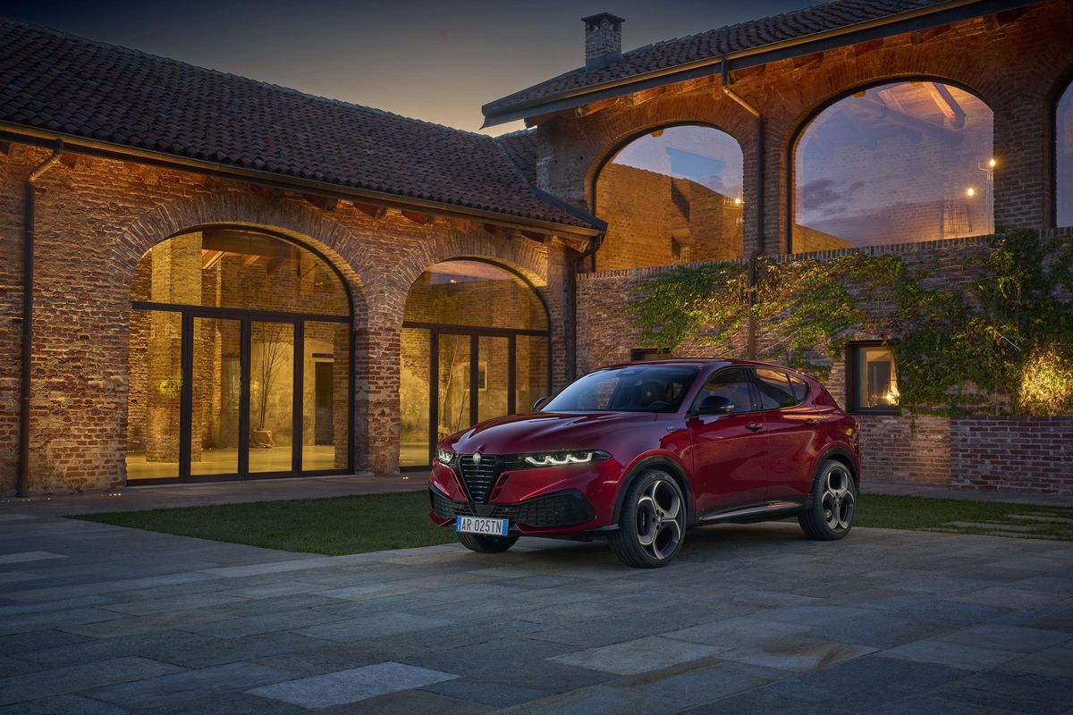 Alfa Romeo cambia la imagen del Tonale y revisa sus motores