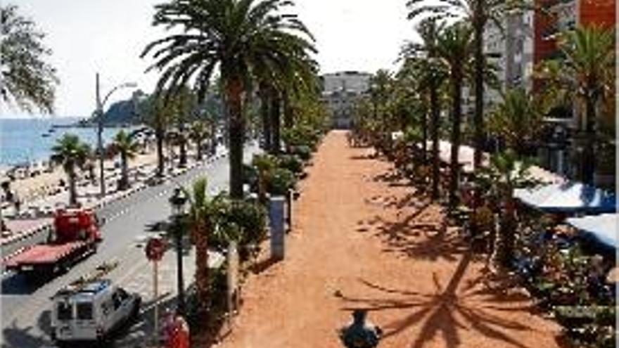 Imatge del passeig de Lloret, on es concentren gran part dels hotels.