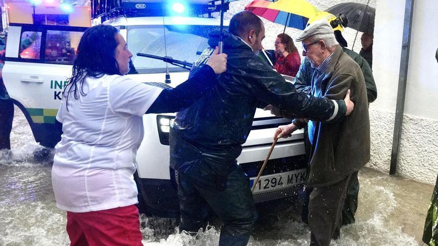 La lluvia de un año en Madrid cae en Grazalema en horas: agua saliendo de enchufes y la UME desplegada en la zona 0 de la borrasca