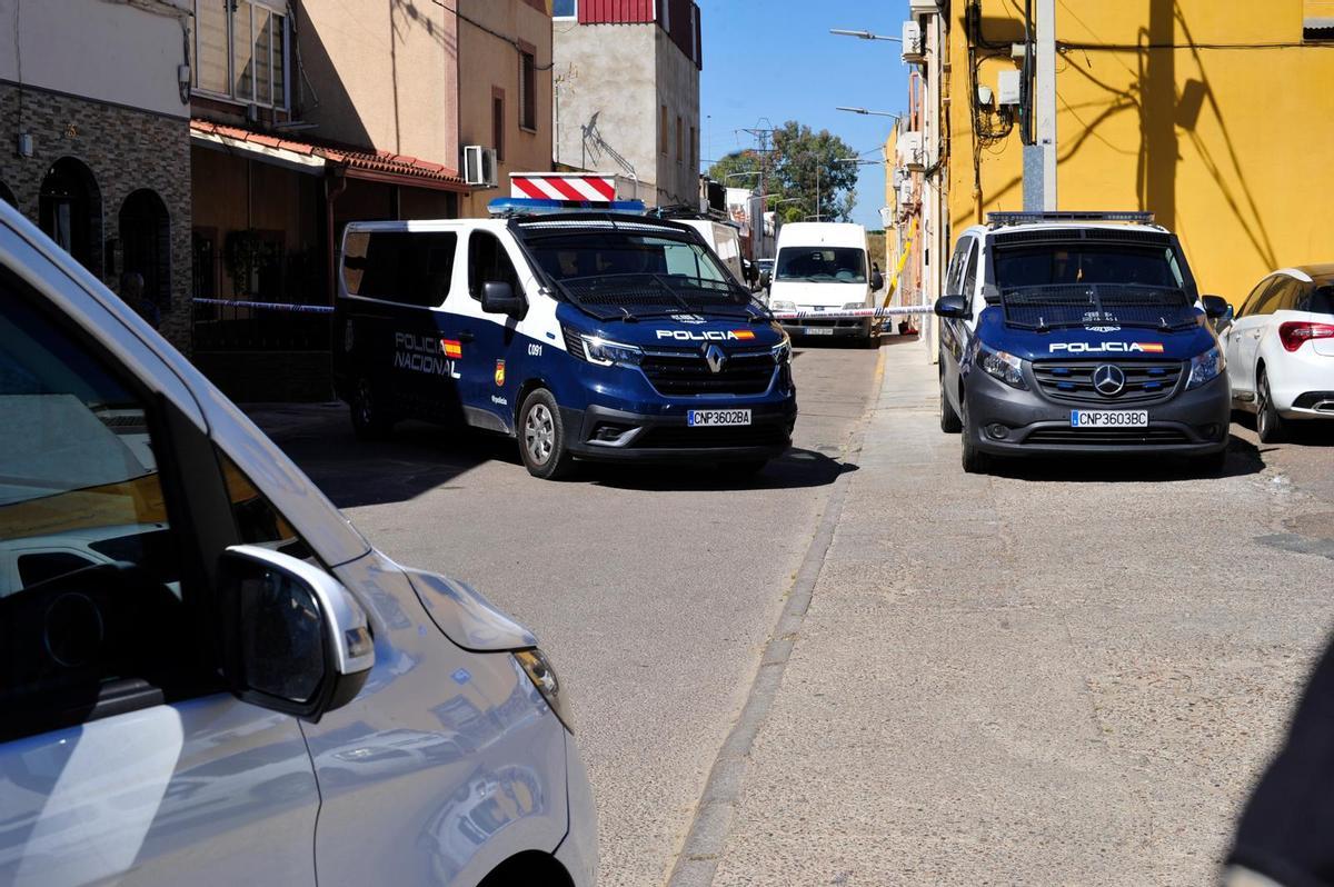Fotogalería | Operación policial por el último tiroteo en Badajoz: registros en San Roque y Las Moreras