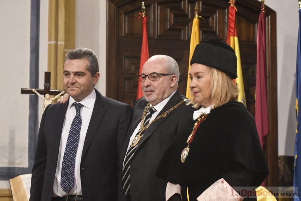 El fundador de la Organización Nacional de Trasplantes, Rafael Matesanz, es investido doctor Honoris Causa por la UCAM