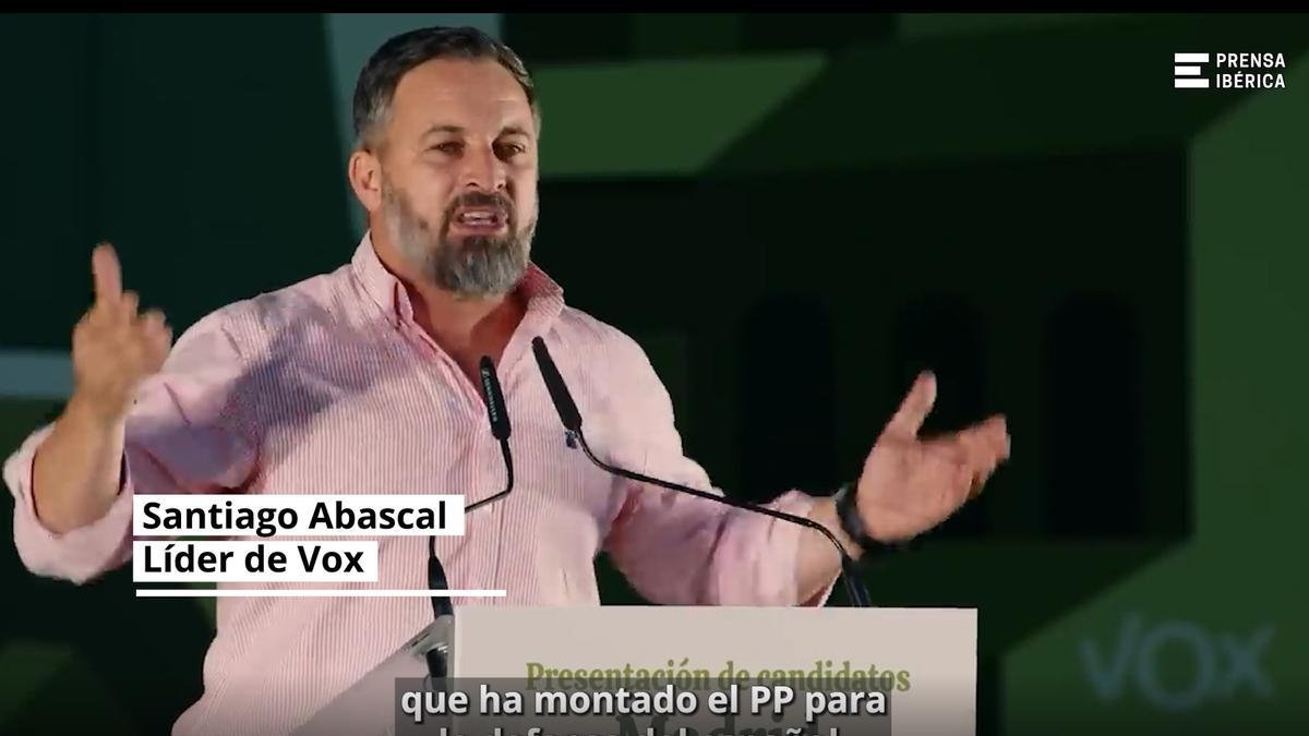 VÍDEO | "Nos han ‘escribido’ en las redes", el error de Abascal tras defender la lengua española en un mitin