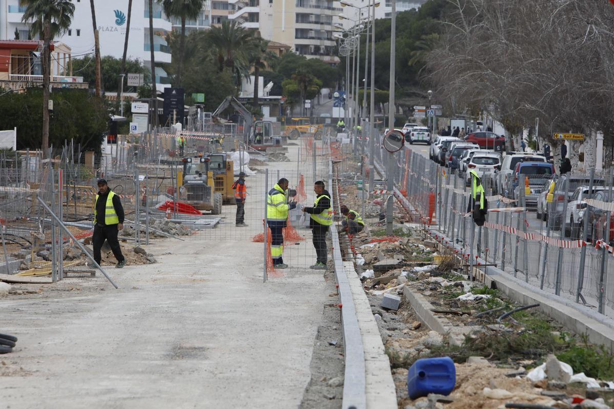 Santa Ponça macht sich schick für die Saison: So sieht es an den Baustellen im Urlaubsort derzeit aus