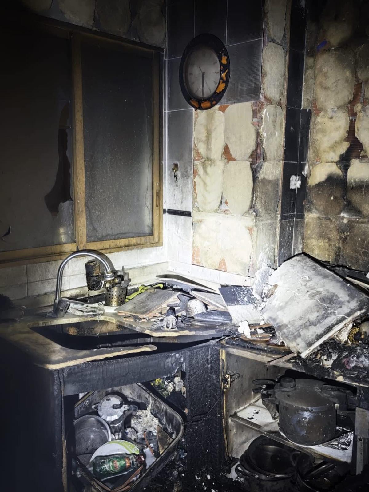 El rápida coordinación de policía, bomberos y servicios sanitarios evitó que los daños fuera mayores