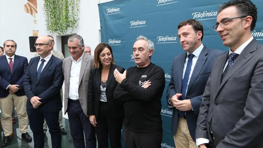 Ferrán Adrià ve en Córdoba potencial para un centro de gastronomía árabe