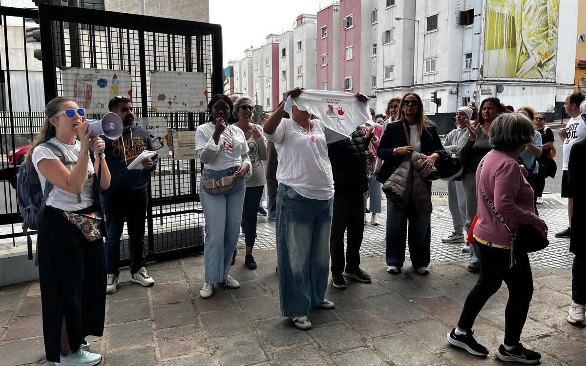 ‘Justicia para Vicente’, Schamann sale a la calle para exigir más seguridad en el barrio