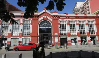 Un siglo y cuarto a medio gas: la reivindicación de los negocios en el Mercado del Sur de Gijón