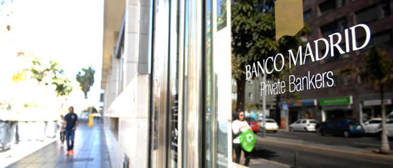 Oficina de Banco Madrid en el barrio de Arenales de Las Palmas de Gran Canaria.