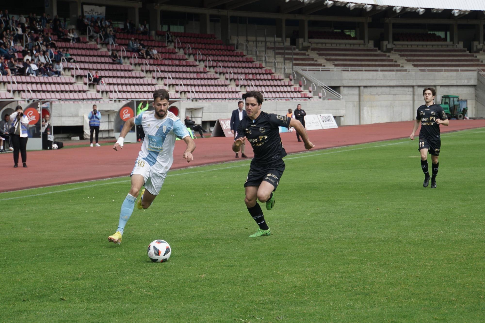 Las imágenes del partido: Compostela 1 - Laredo 0