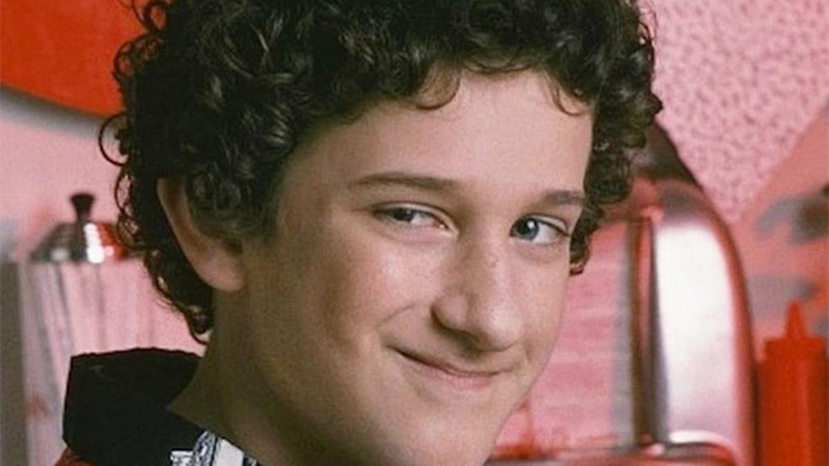 Dustin Diamond, caracterizado como Screech para 'Salvados por la campana'