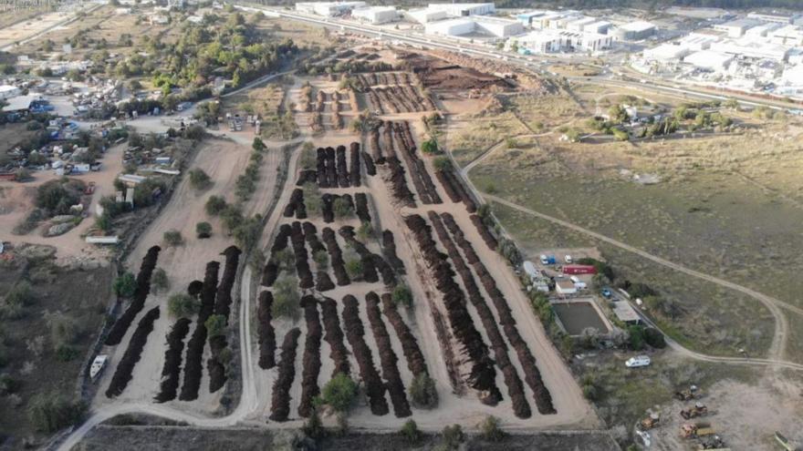 Vista aérea de la planta de biomasa de Sant Rafel, al lado de la autovía de Sant Antoni.