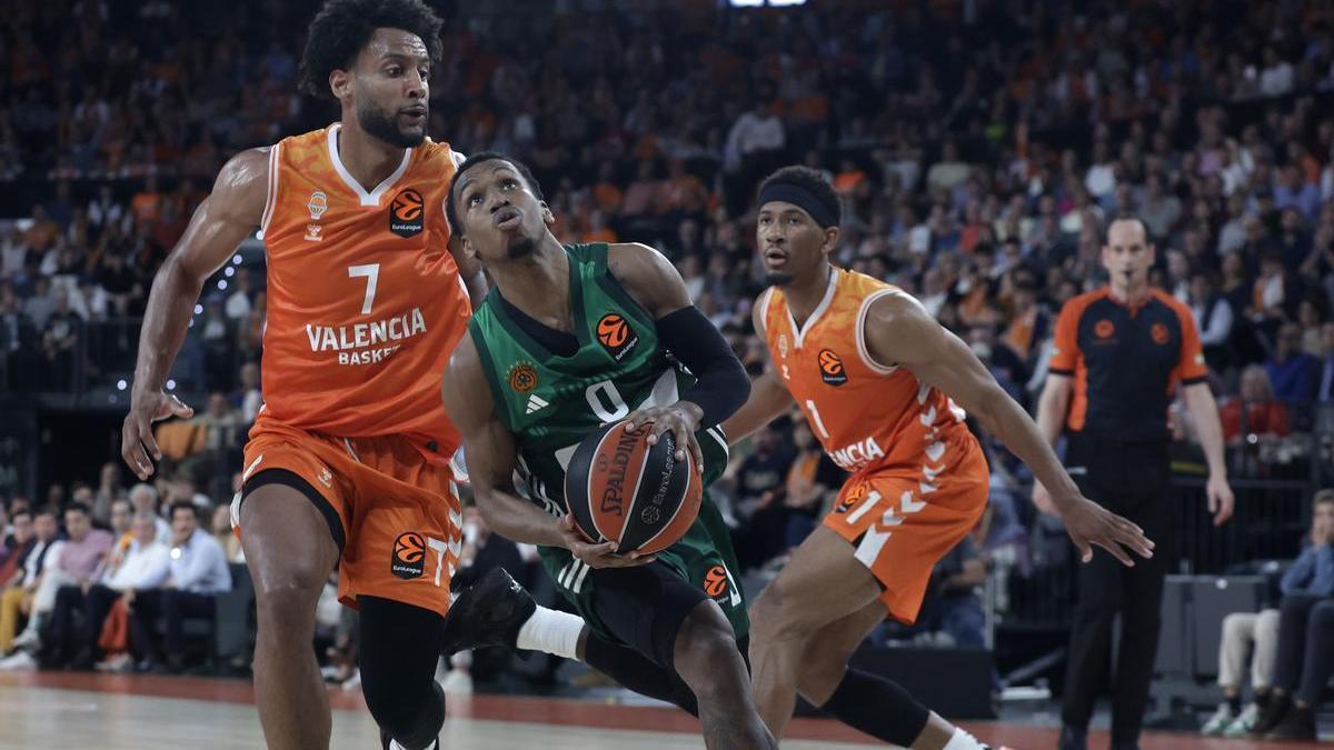 Las mejores imágenes de T.J. Shorts, nuevo fichaje del Valencia Basket