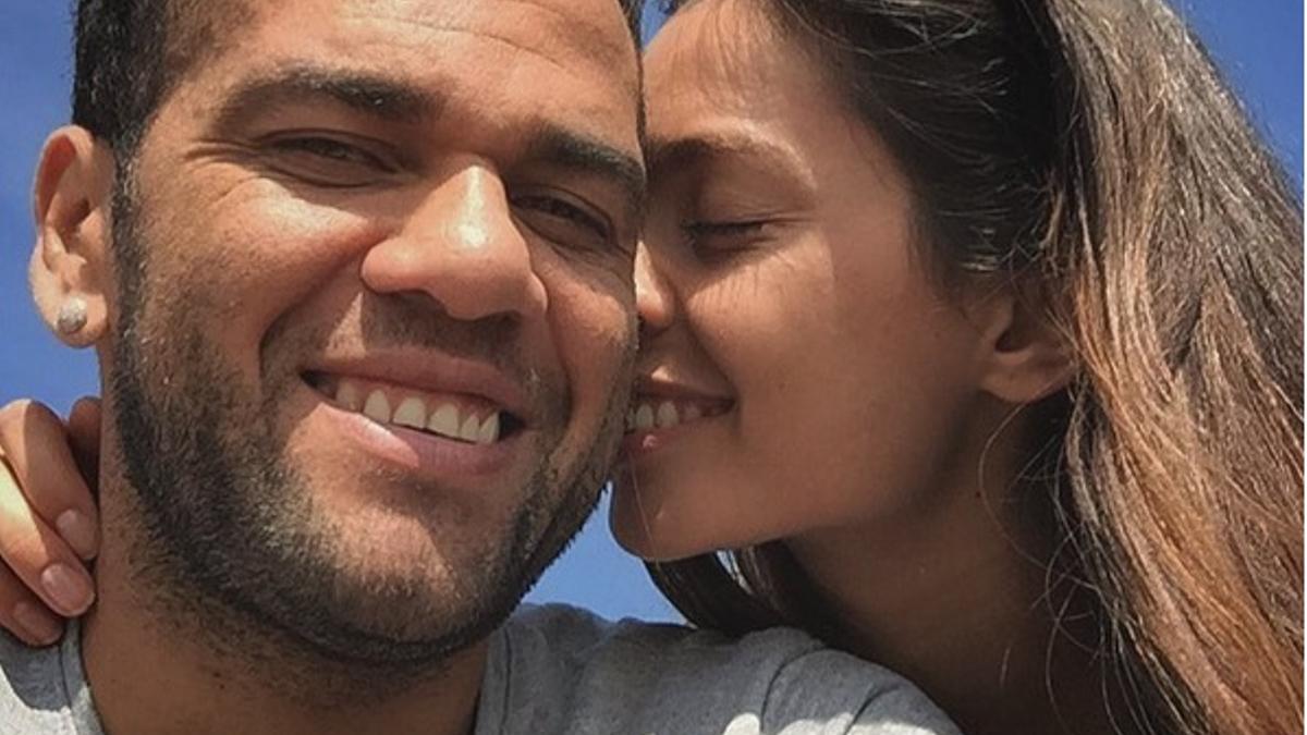 Joana Sanz y Dani Alves, puro romanticismo