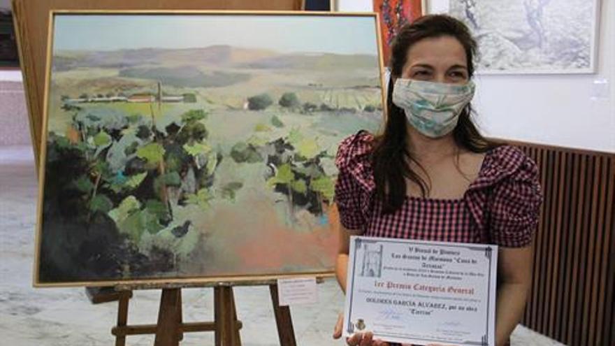 La cordobesa Dolores García Álvarez, ganadora de la V Bienal de Pintura de Los Santos de Maimona