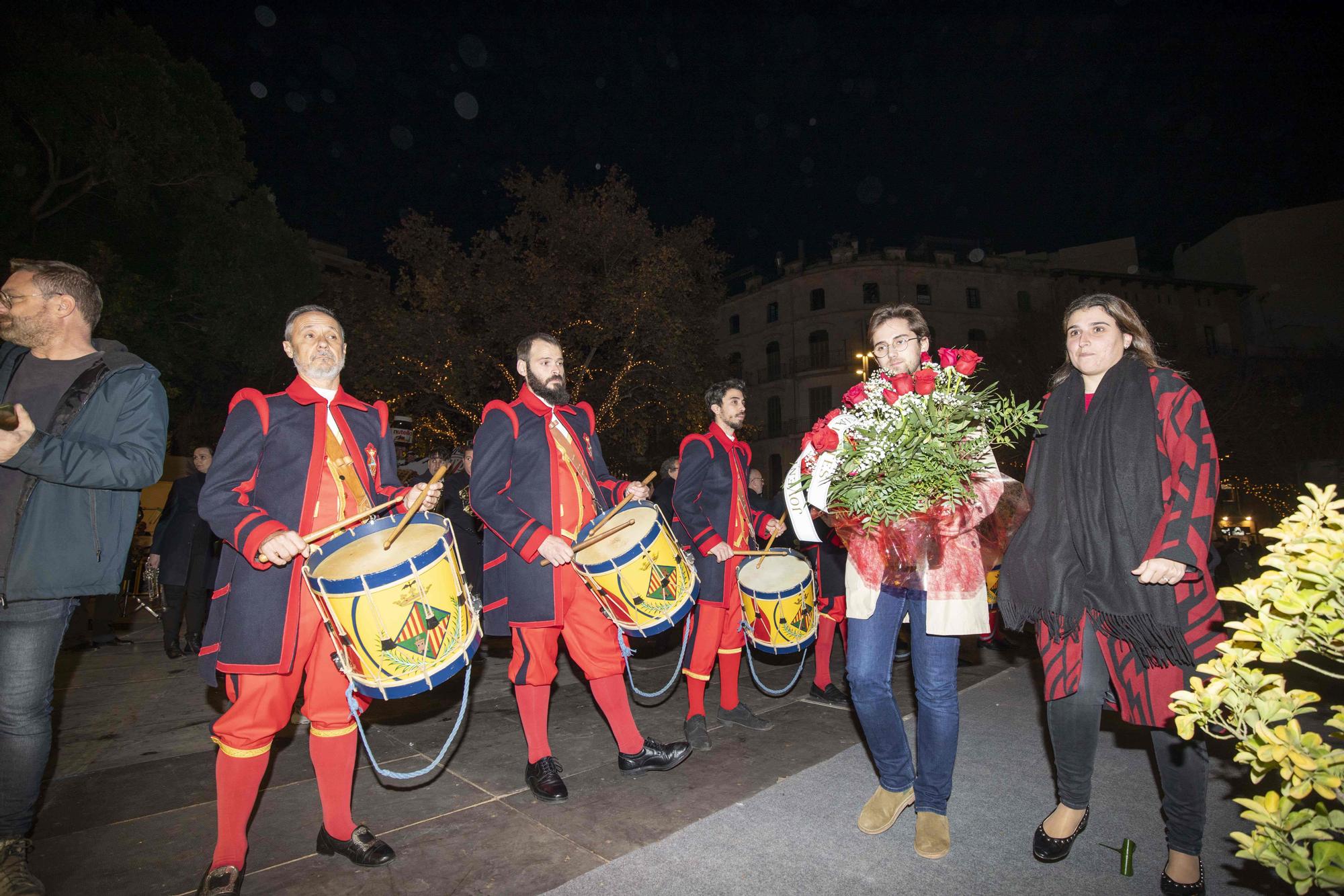 Diada de Mallorca: ofrenda floral a la estatua de Jaume I en Palma