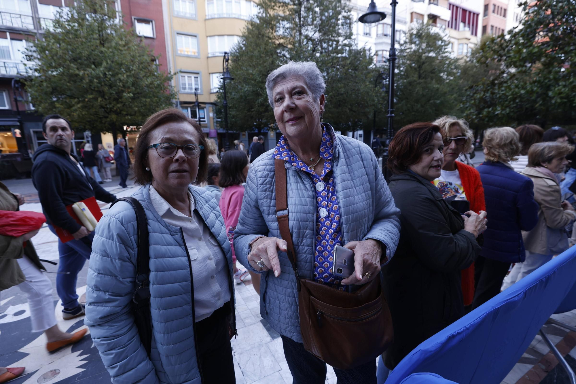 Así fue el encuentro entre Serrat e Iñaki Gabilondo en Gijón.